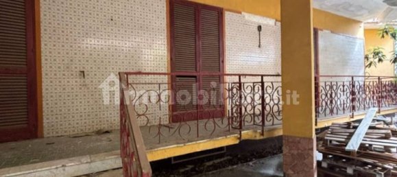 5 rooms Building in Castel Volturno, Italy No. 310742 5