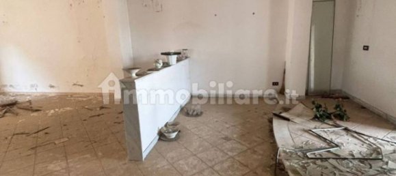 5 rooms Building in Castel Volturno, Italy No. 310742 14