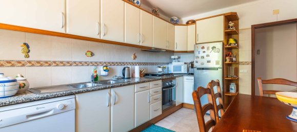 4 bedrooms House in Guia, Portugal No. 122217 13