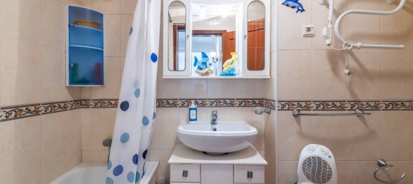 4 bedrooms House in Guia, Portugal No. 122217 26