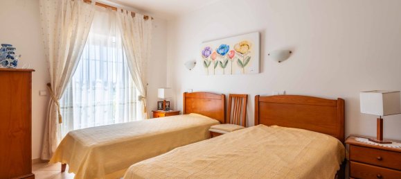 4 bedrooms House in Guia, Portugal No. 122217 27