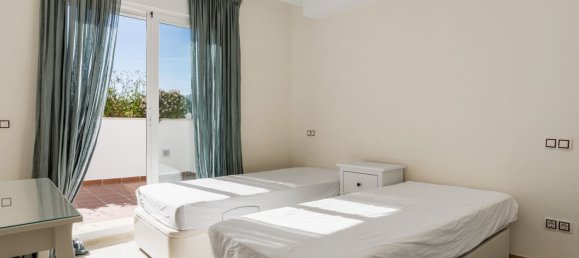 4 Schlafzimmer Doppelhaus in Marbella, Spain, Nr. 146713 11