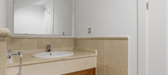 4 Schlafzimmer Doppelhaus in Marbella, Spain, Nr. 146713 16