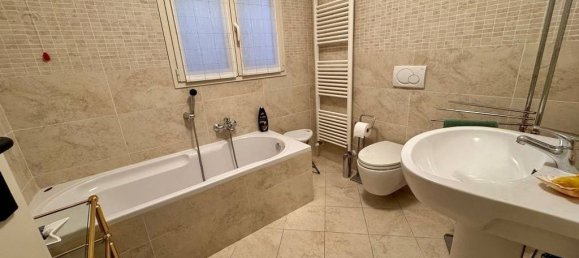 4 غرف نوم فيلا في Manerba del Garda, Italy رقم 313149 50