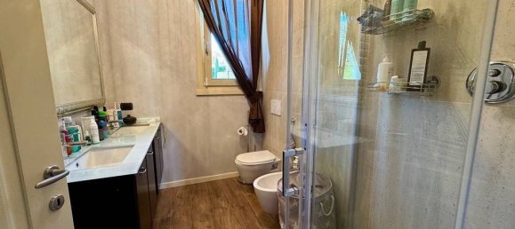 4 غرف نوم فيلا في Manerba del Garda, Italy رقم 313149 21