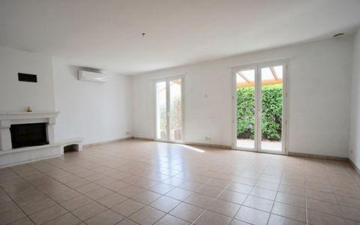 3 غرف نوم منزل في Montpellier, France رقم 24310