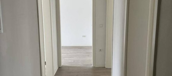 3-salle Appartement à Dusseldorf, Germany No. 7774 9
