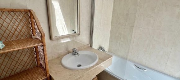 3 bedrooms Penthouse in Marbella, Spain No. 142774 13