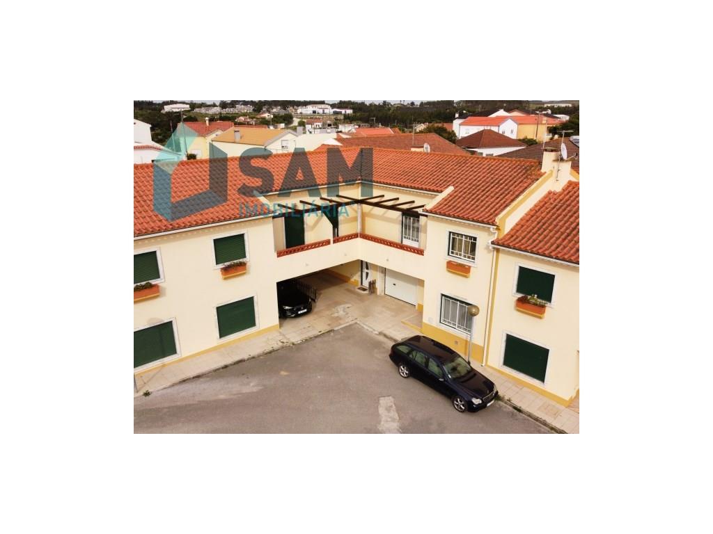 3 bedrooms House in Lourinha, Portugal No. 287099