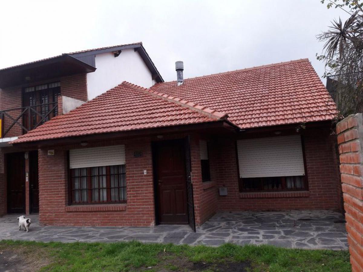 4 غرف نوم منزل في Mar del Plata, Argentina رقم 94699