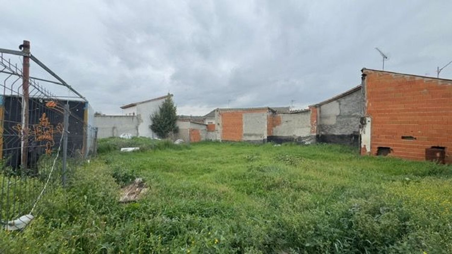  Land in Mentrida, Spain No. 267673