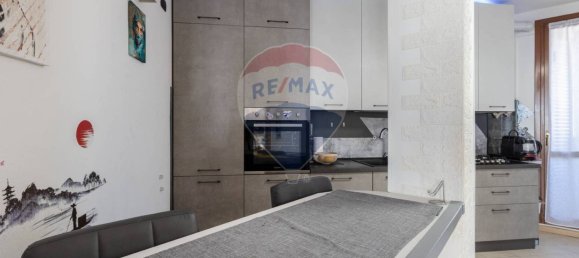 2 Schlafzimmer Wohnung in Busto Arsizio, Italy, Nr. 266942 12