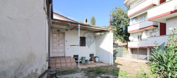 Земельный участок 400м² в Нерето, Италия № 180897 13