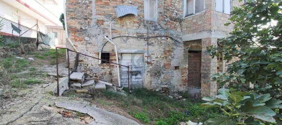 Земельный участок 400м² в Нерето, Италия № 180897 5