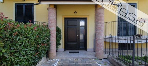 3 bedrooms Duplex in Bricherasio, Italy No. 340458 2