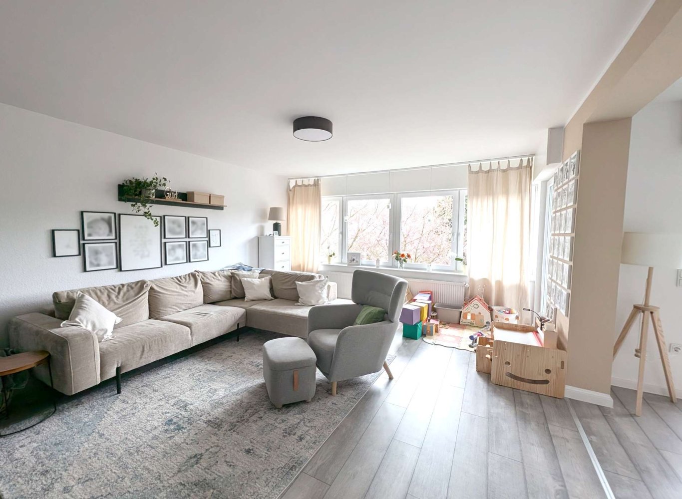 2 bedrooms Apartment in Bonn, Germany No. 225122