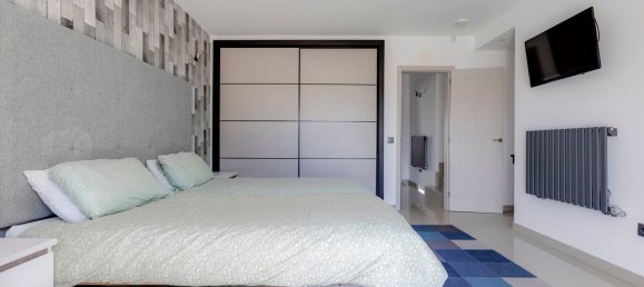 2 bedrooms Townhouse in Luz, Portugal No. 131410 9