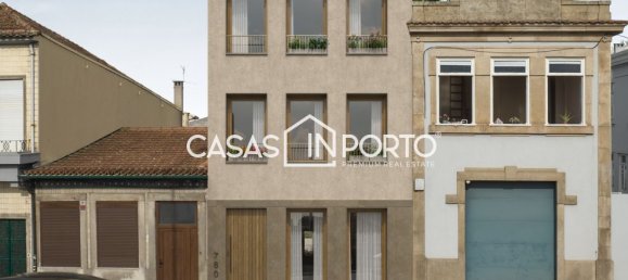 10 bedrooms Building in Porto, Portugal No. 83009 2