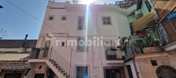 2 غرف نوم شقة في Genzano di Roma, Italy رقم 311813 21