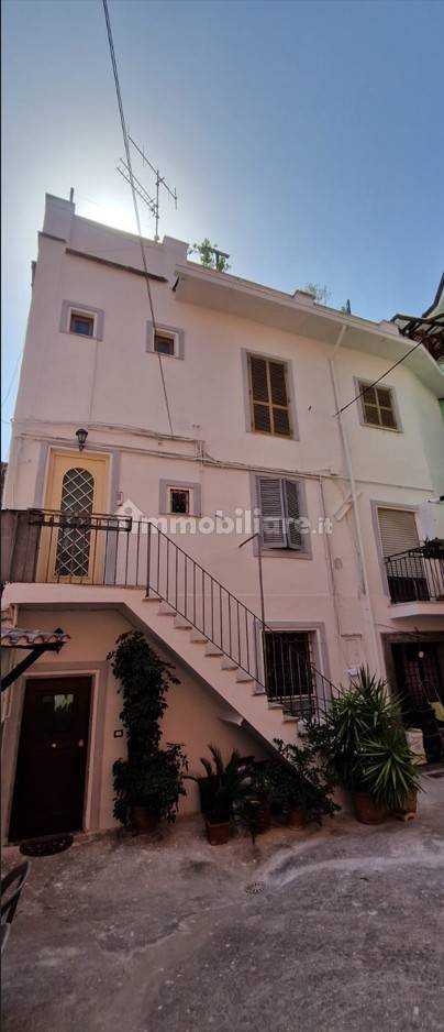 2 غرف نوم شقة في Genzano di Roma, Italy رقم 311813