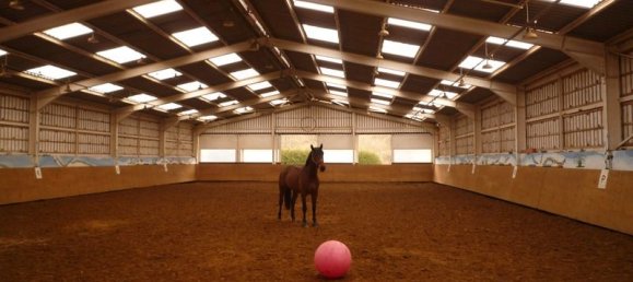 8 bedrooms House in Verneuil-sous-Coucy, France No. 83914 2