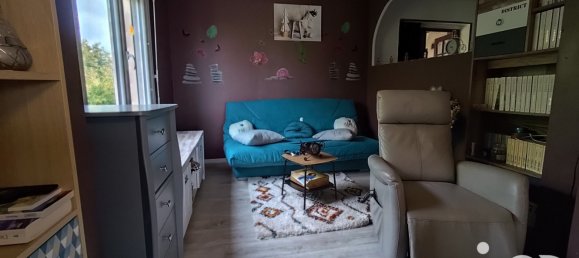 2 bedrooms House in Crouzilles, France No. 242680 7