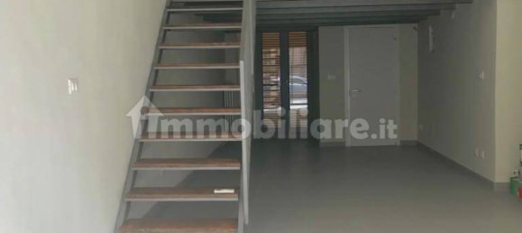 2غرفة عقار تجاري في Turin, Italy رقم 155081 3