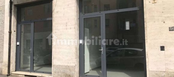 2غرفة عقار تجاري في Turin, Italy رقم 155081 19