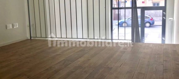 2غرفة عقار تجاري في Turin, Italy رقم 155081 10