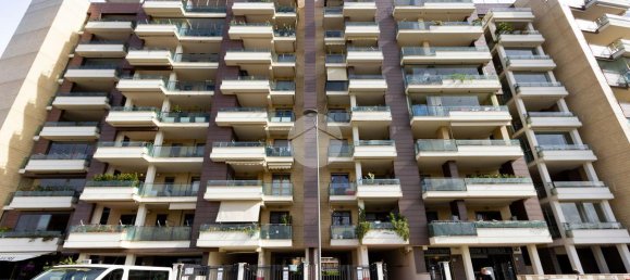 2 rooms Apartment in Rome, Italy No. 235529 20