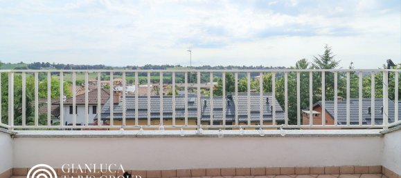 4 bedrooms Apartment in Chieri, Italy No. 332591 18