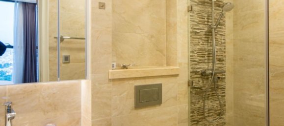 2 bedrooms Apartment in District 1, Vietnam No. 18078 2