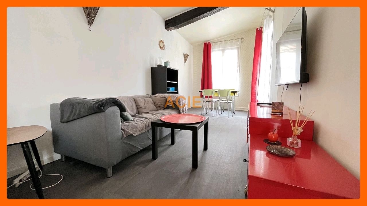 2 bedrooms Apartment in Louvres, France No. 182087