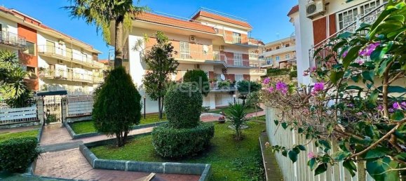 4-salle Appartement à San Sebastiano al Vesuvio, Italy No. 222364 10