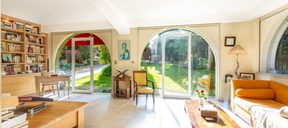 4 bedrooms Villa in Le Cannet, France No. 219658 4