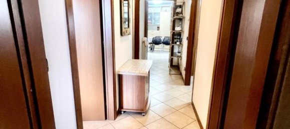 Apartamento de 6 habitaciónes en Signa, Italy No. 38004 6