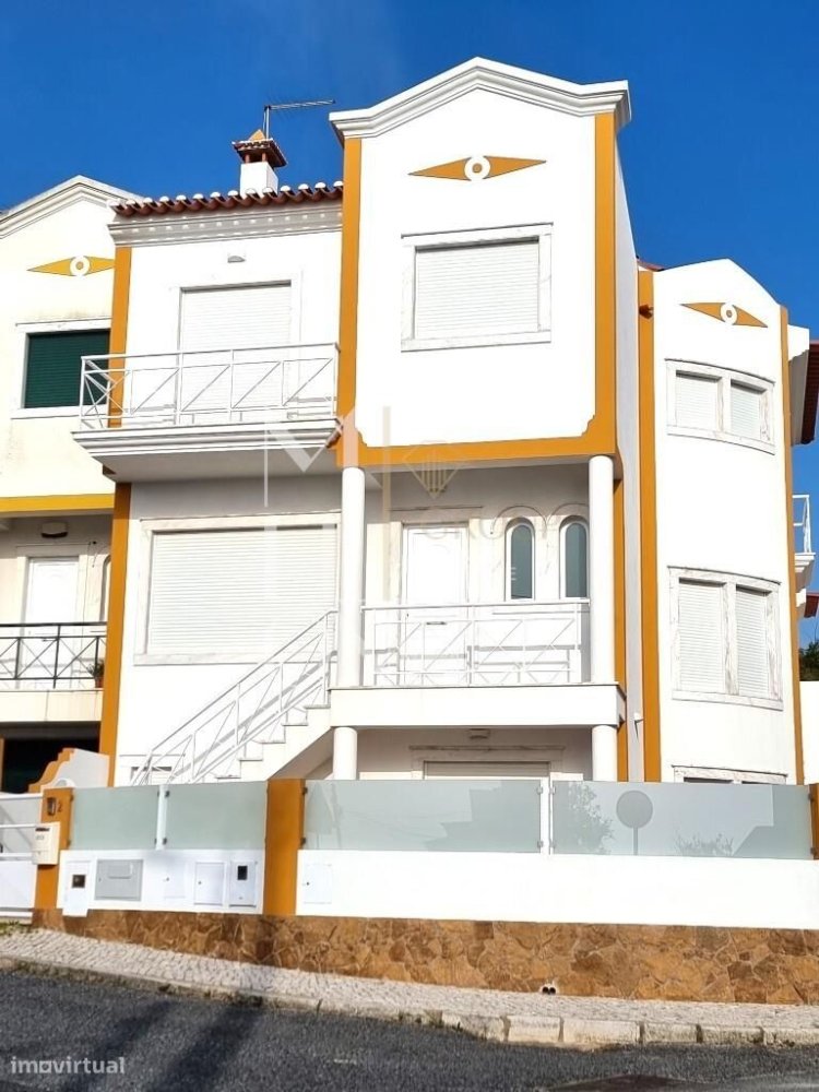 3 bedrooms House in Ericeira, Portugal No. 148599