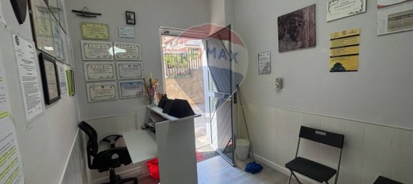 Imóvel comercial de 3 divisões em Santa Maria di Licodia, Italy N.º 337342 8