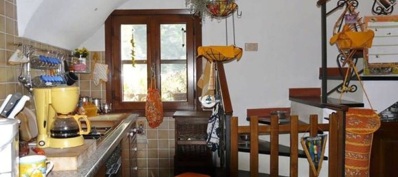3-salle Appartement à Dolceacqua, Italy No. 217552 8