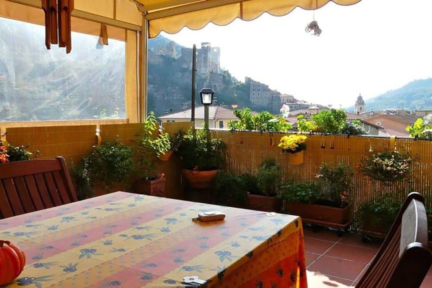 3-salle Appartement à Dolceacqua, Italy No. 217552