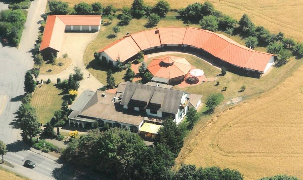 20 rooms Hotel in Gottingen, Germany No. 176848