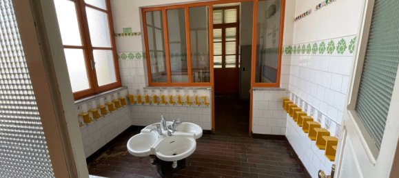 20-Zimmer Haus in San Michele Mondovì, Italy, Nr. 67739 17