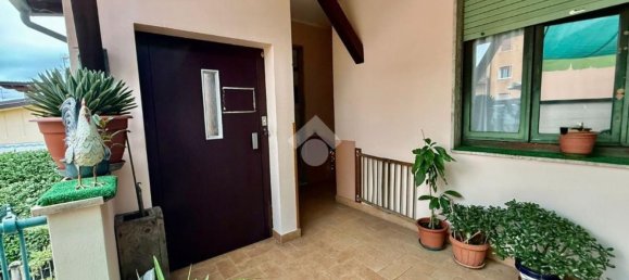 385m² Commercial property in Muggiò, Italy No. 359775 15