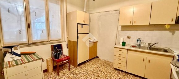 385m² Commercial property in Muggiò, Italy No. 359775 39