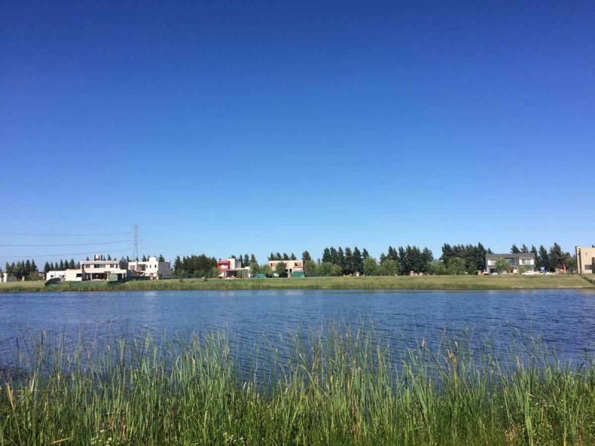  Land in Tigre, Argentina No. 114765