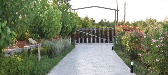 3 bedrooms Commercial property in Zakynthos, Greece No. 8539 2