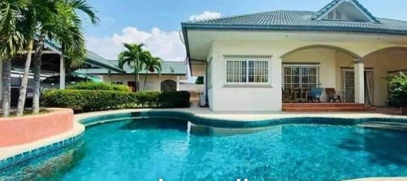4 bedrooms Villa in Pattaya, Thailand No. 17699 2