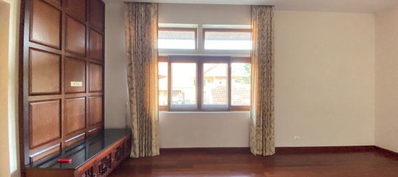 4 bedrooms House in Chiang Mai, Thailand No. 26950 4