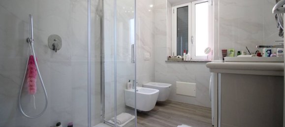 Apartamento de 4 habitaciónes en Montepaone, Italy No. 283283 17