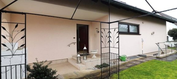 Casa de 6 habitaciónes en Coburg, Germany No. 45849 3